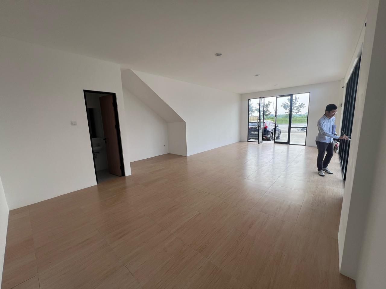 DiSewakan Ruko di Hive Spark North Lippo Cikarang